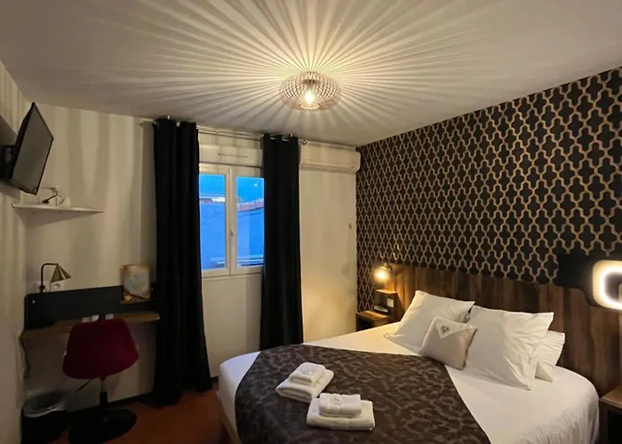 فندق Fasthotel De Marsan - Un Fh Collection 2*