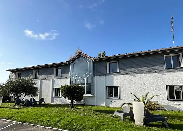 Fasthotel De Marsan - Un Fh Collection فندق