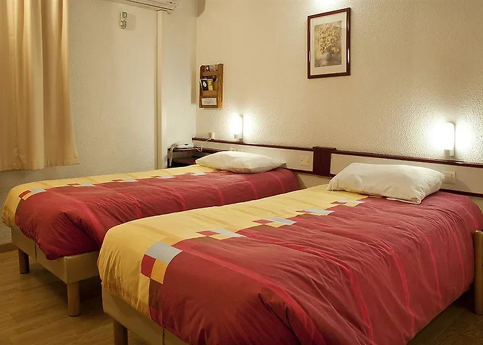 Fasthotel De Marsan - Un Fh Collection فندق